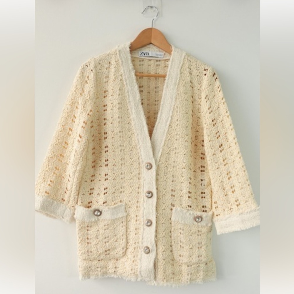 Zara Cream Textured Cardigan with crystal jewelry Buttons size M